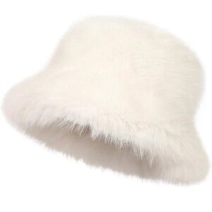 Chic Cream Faux Fur Bucket Hat